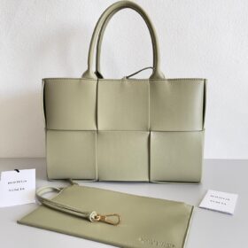 BV Mini Arco Tote