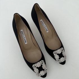Manolo Blahnik Hangisi Black Satin