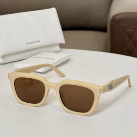 Gentle Monster Hovo Sunglasses