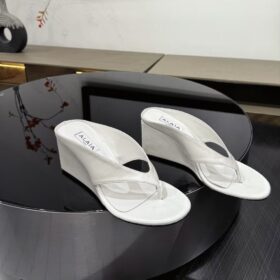 Alaia Cube Thong Mules In Satin