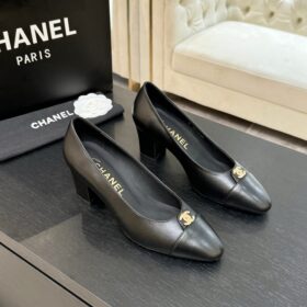Chanel Pump
